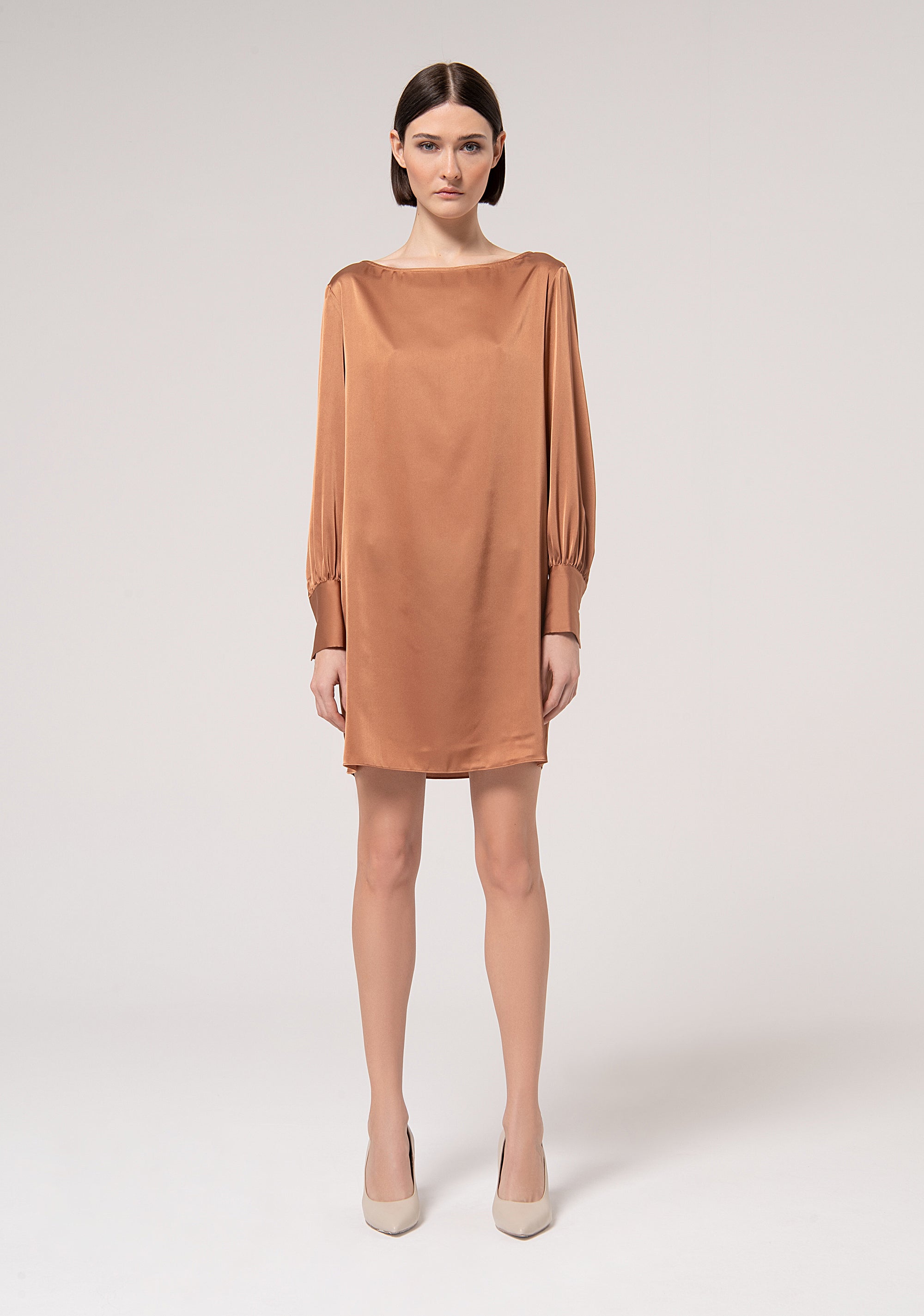 Long Sleeves Short Dress Camel