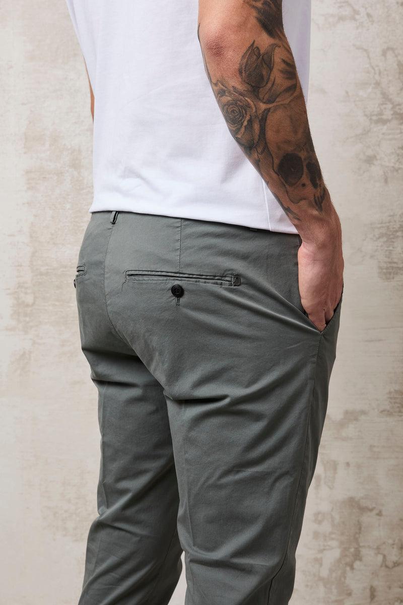 Pantaloni Gaubert slim in gabardina leggera grigio