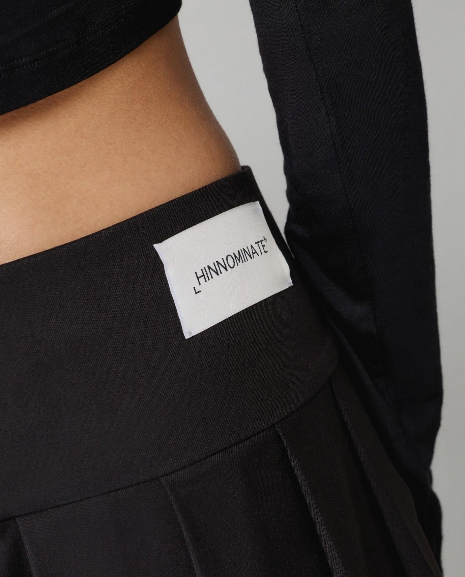 Gonna Corta Pantaloncino A Pieghe Nero HMABW02225-TMTS0172 NE01 HINNOMINATE