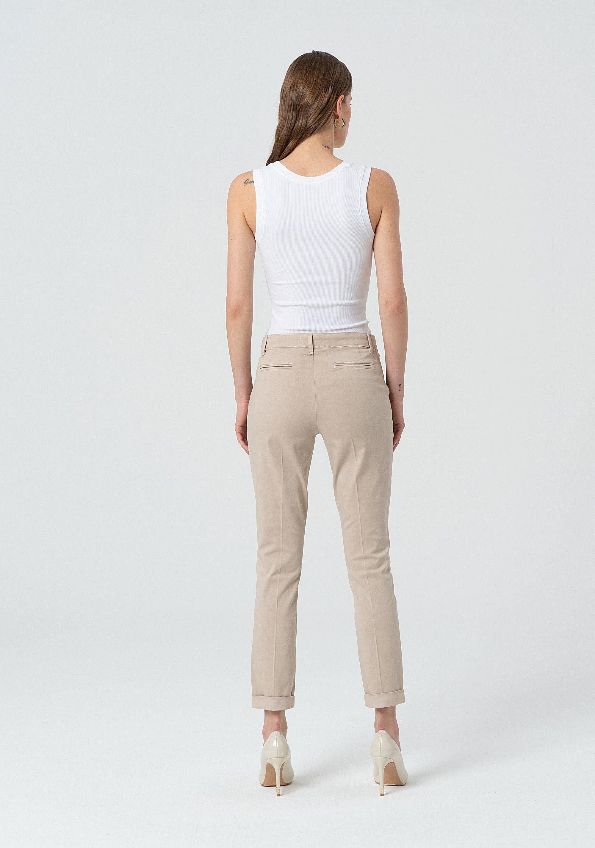 Pantalone regular in raso beige