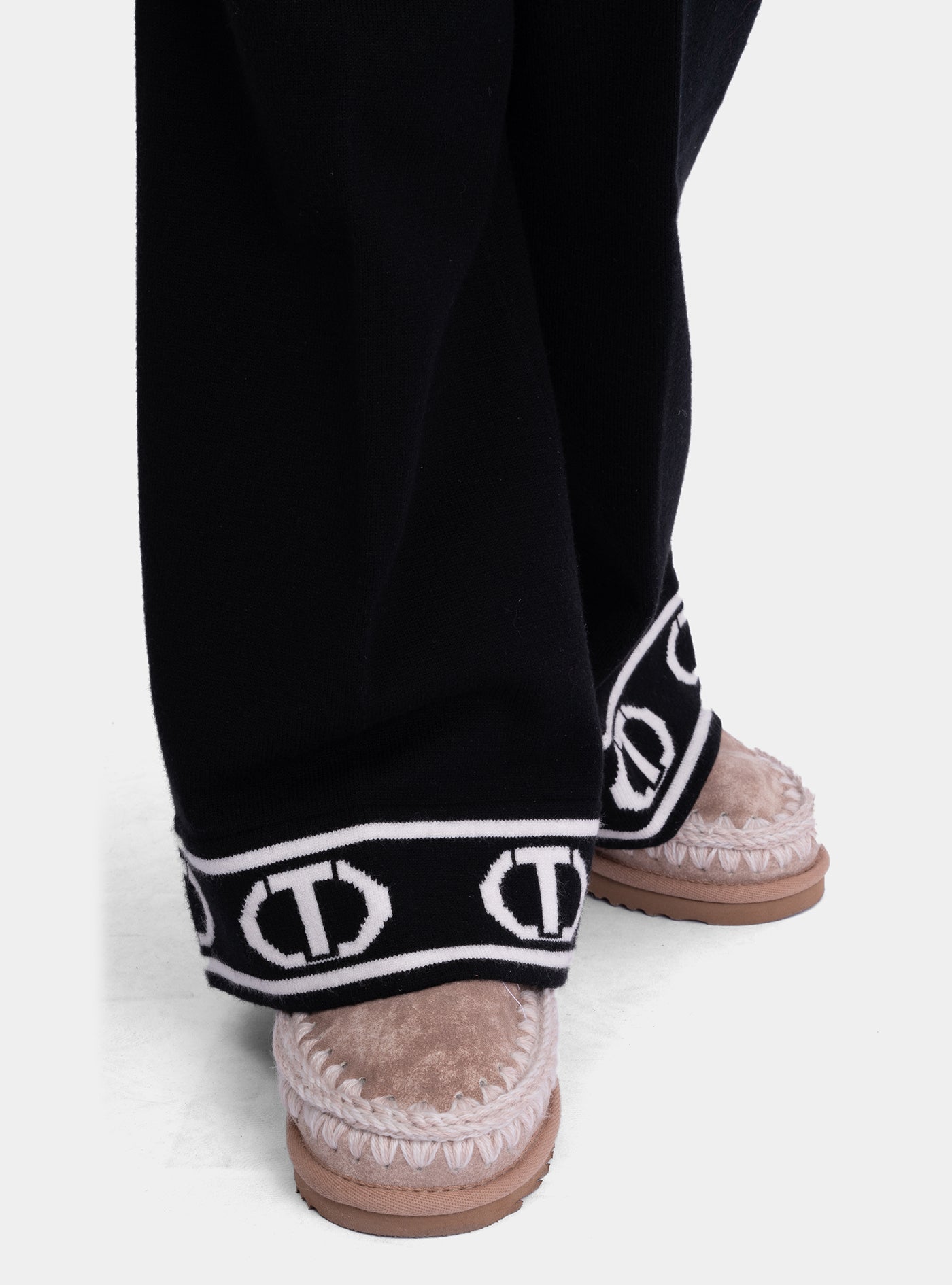 immagine-4-twinset-pantalone-bic-nerooff-white-pantaloni-242gj3160-02714