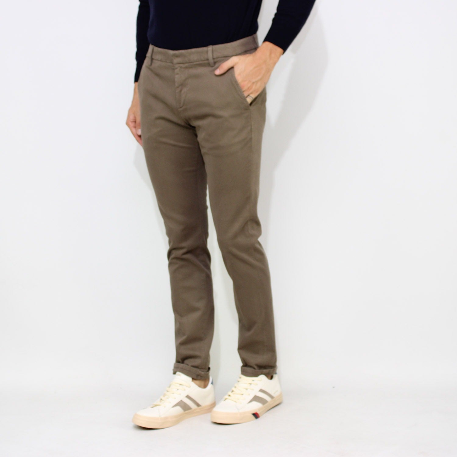 Pantaloni Gaubert slim in gabardina mano calda stone UP235-GSE043U-PTD 037 DONDUP 