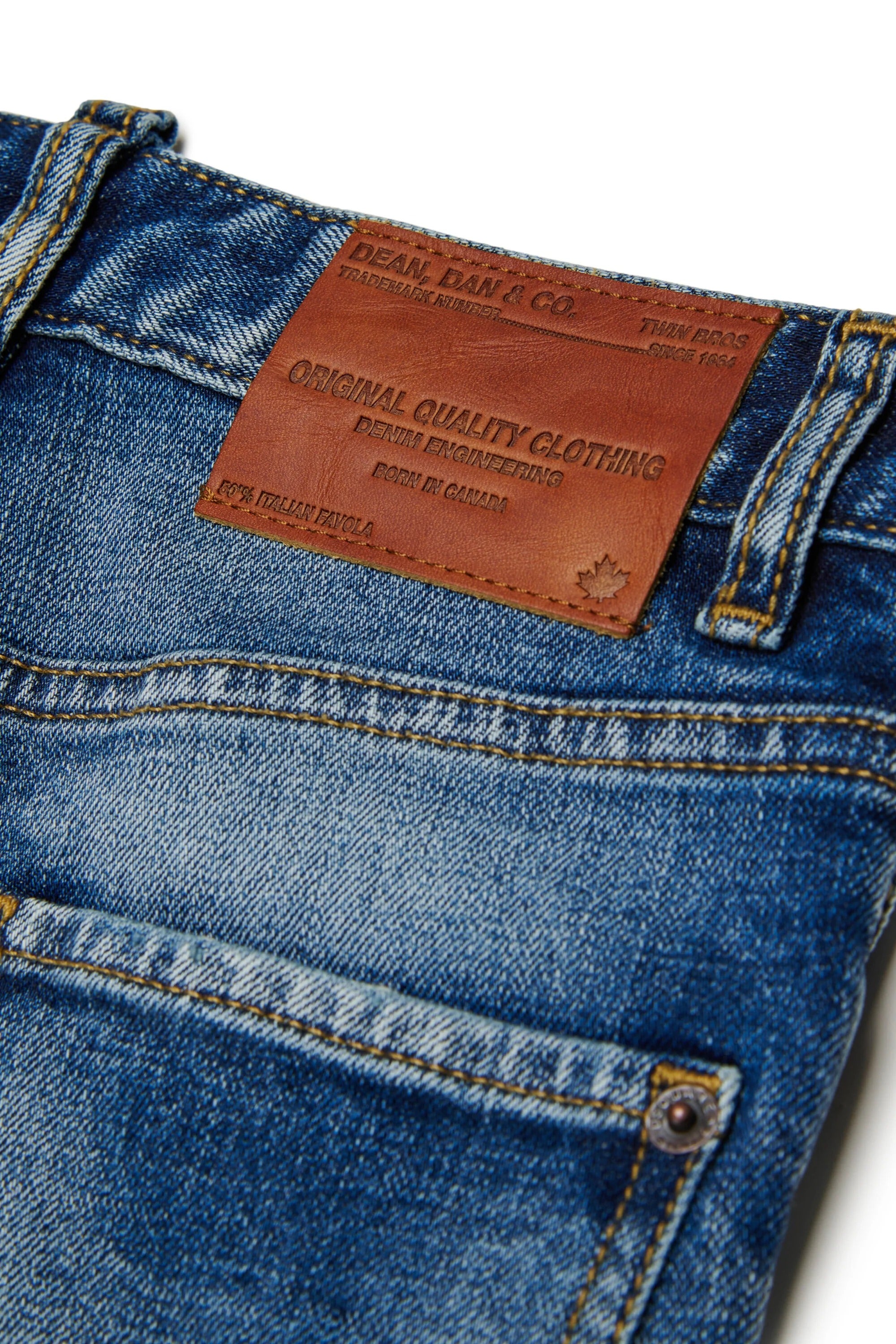 Jeans a gamba dritta azzurri con fondo largo - 642 DQ2252-D0AHR DQ01 DSQUARED KID 
