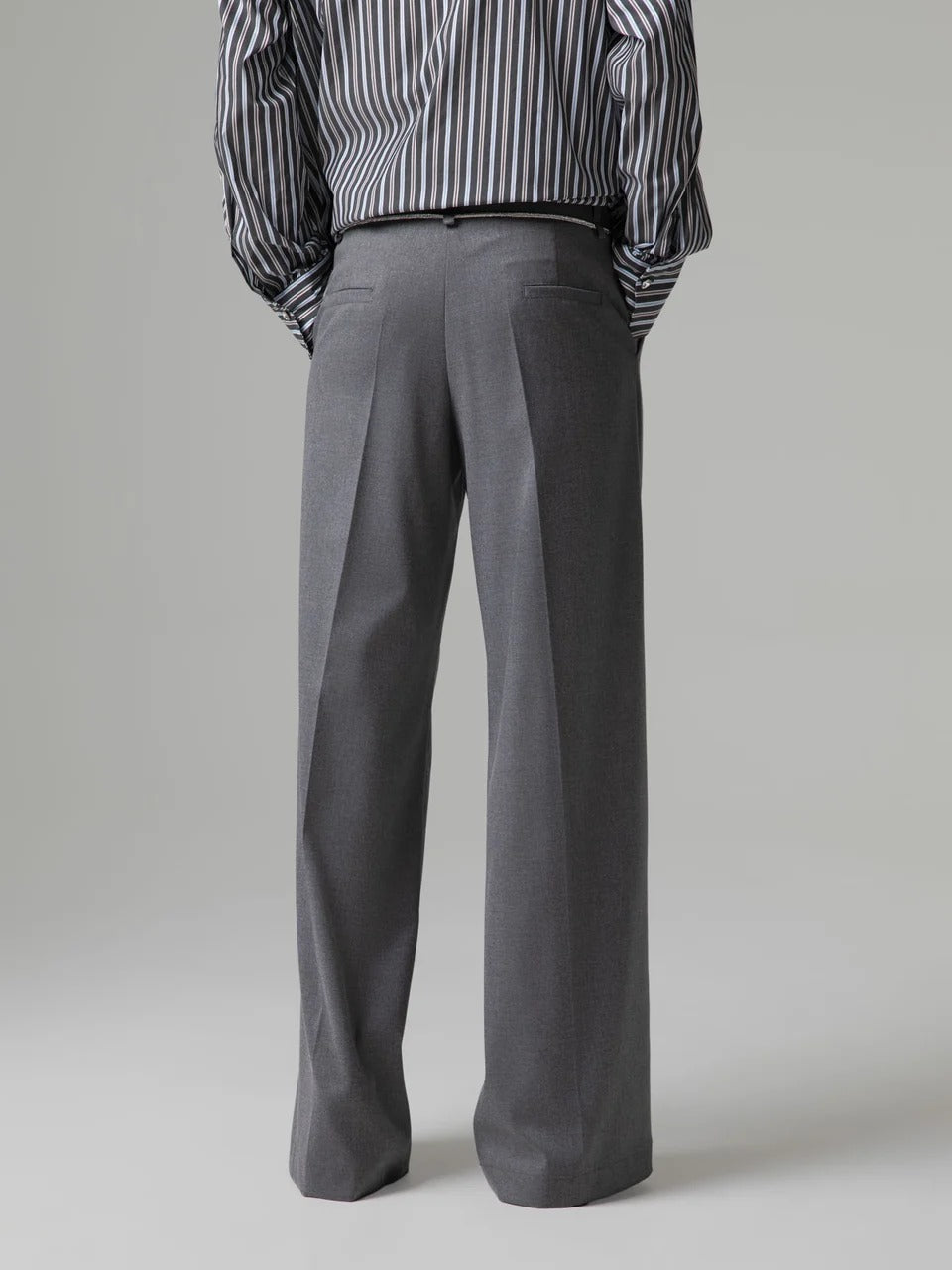 GAELLE Pantalone loose con pinces grigio GAABW11055-TPV0005 GR00 GAELLE 