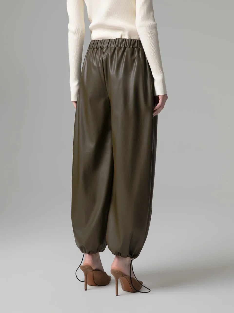 Gaelle Pantalone jogger in ecopelle verde GAABW11143-TPU0001 VE45 GAELLE 