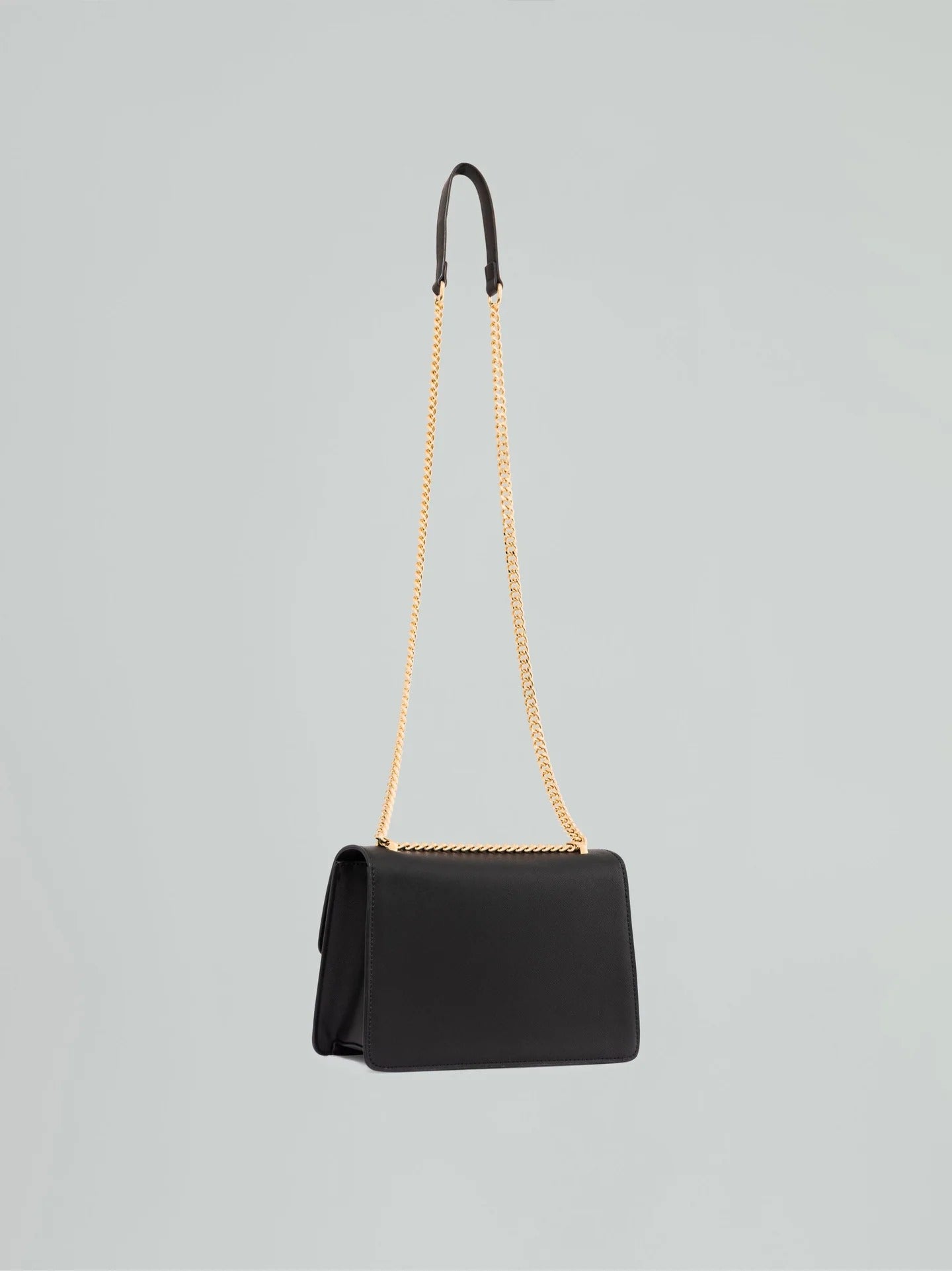 Gaelle Regular shoulder strap essential saffiano nera GAACW03303-XPU0004 NE01 GAELLE 