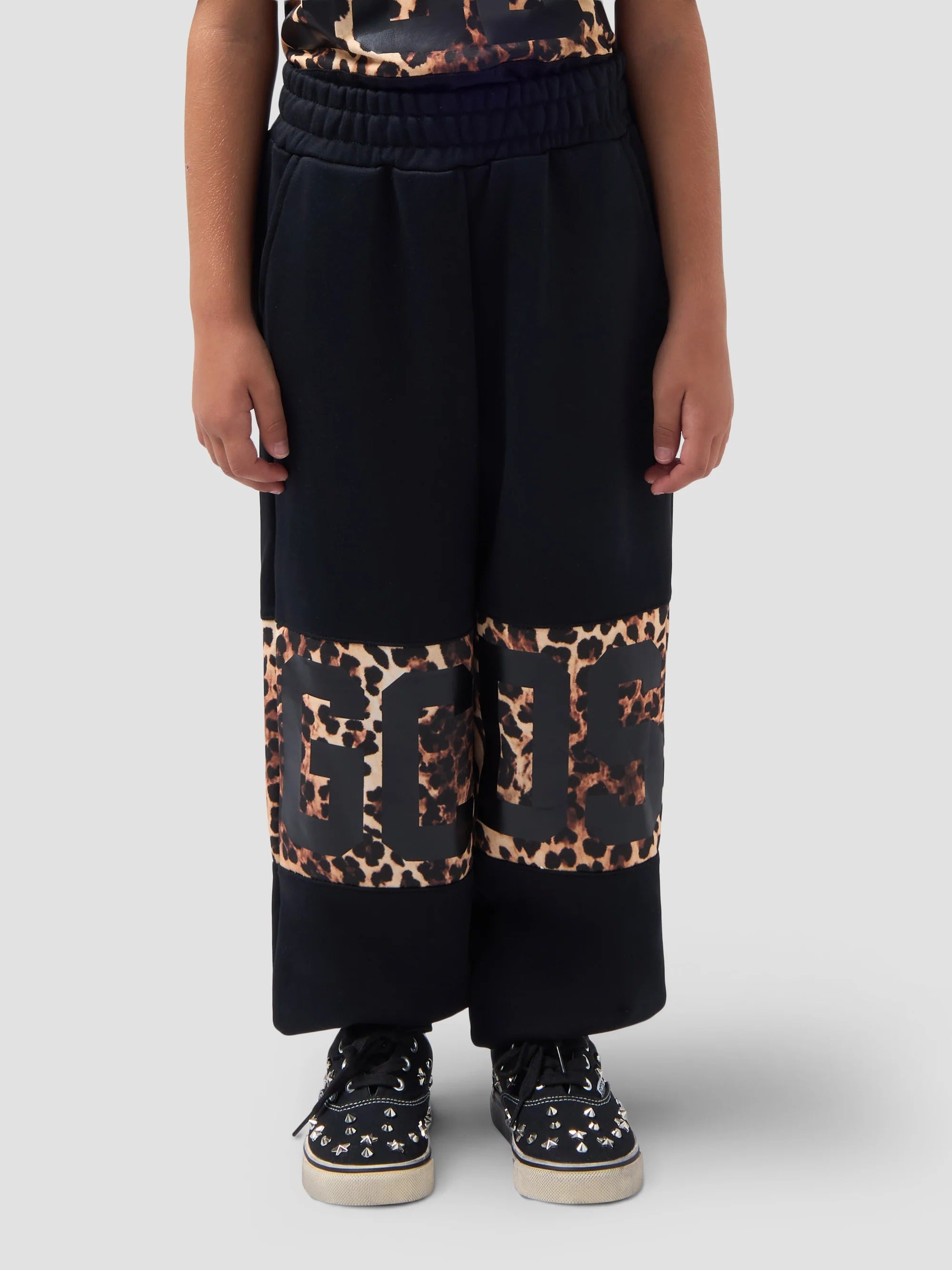 pantalone tuta Z0GJQI588F005 999M GCDS 