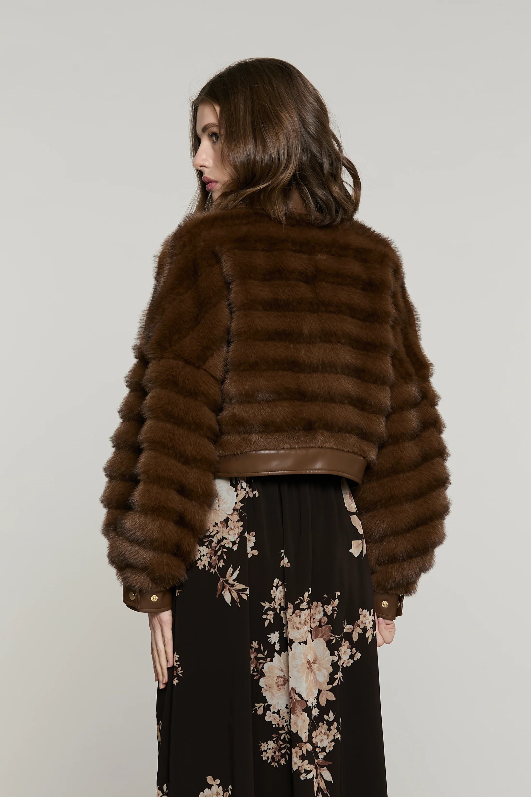 Pelliccia OVERTOYOU eco corta manica lunga con inserti ecopelle più zip più snap RDA2605009059 2939 RELISH 