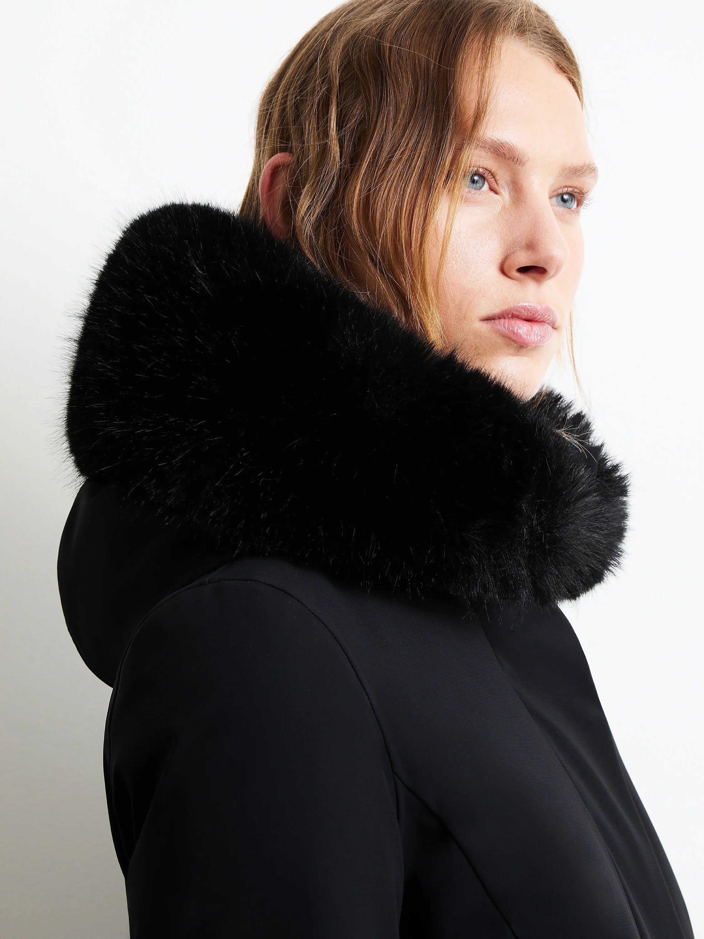 Surflex Winter Long Fur Wom Jkt black W26502F 10 RRD 