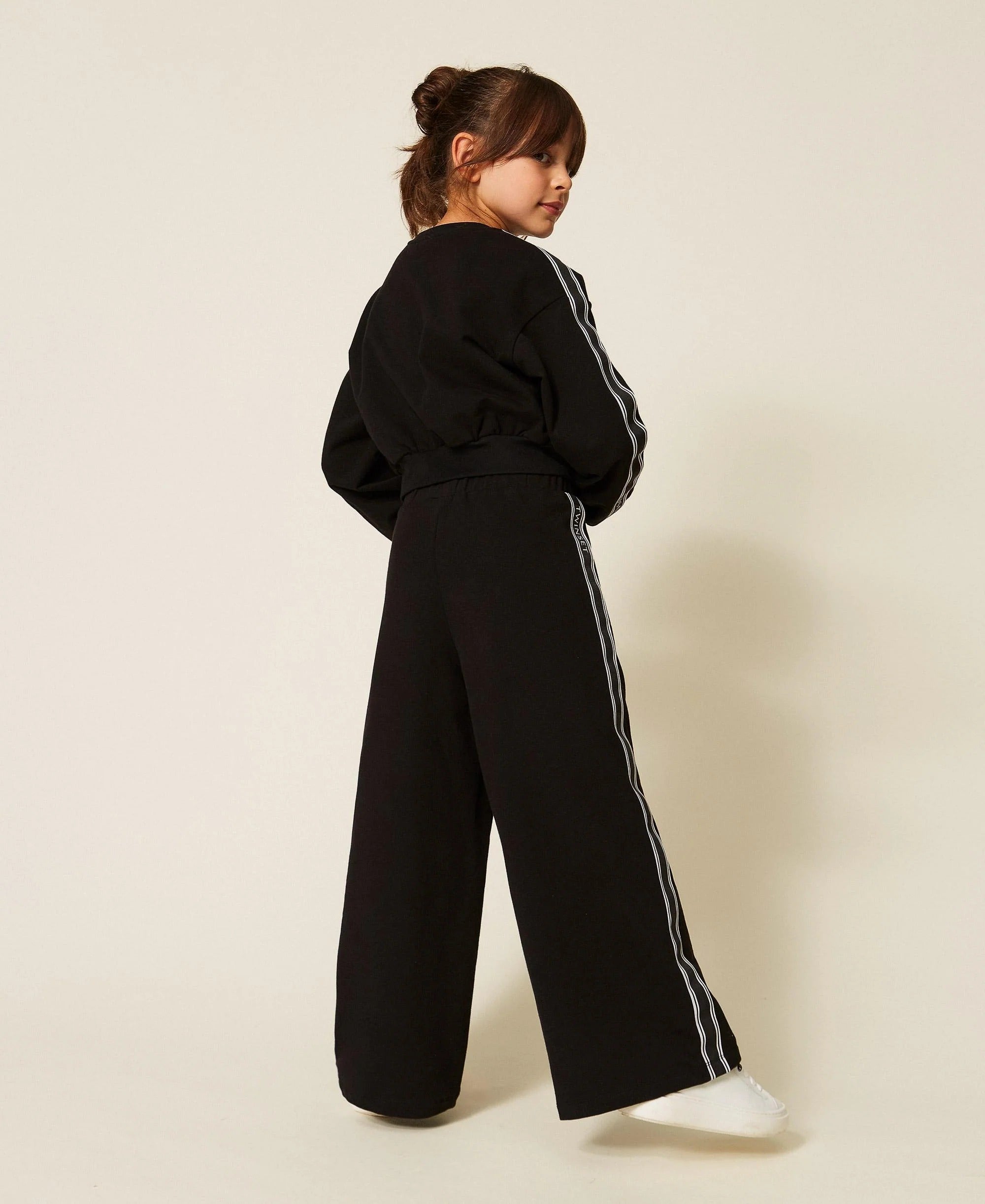 Pantaloni a palazzo in felpa con logo nero 262GJ2281 00006 TWINSET 