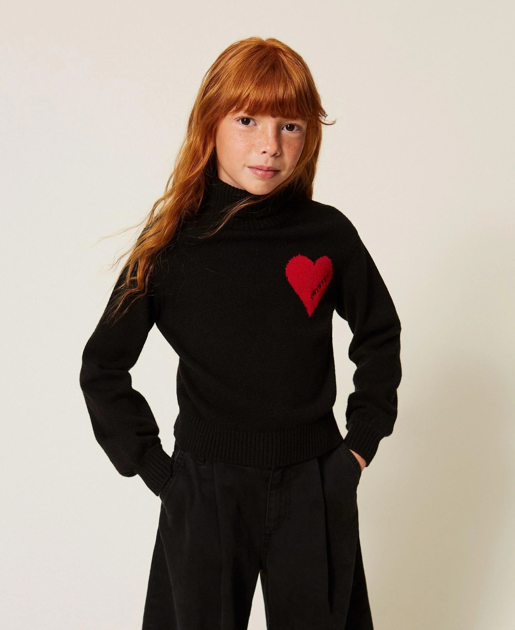 Maglia a lupetto con cuore e logo 262GJ3040 13774 TWINSET 