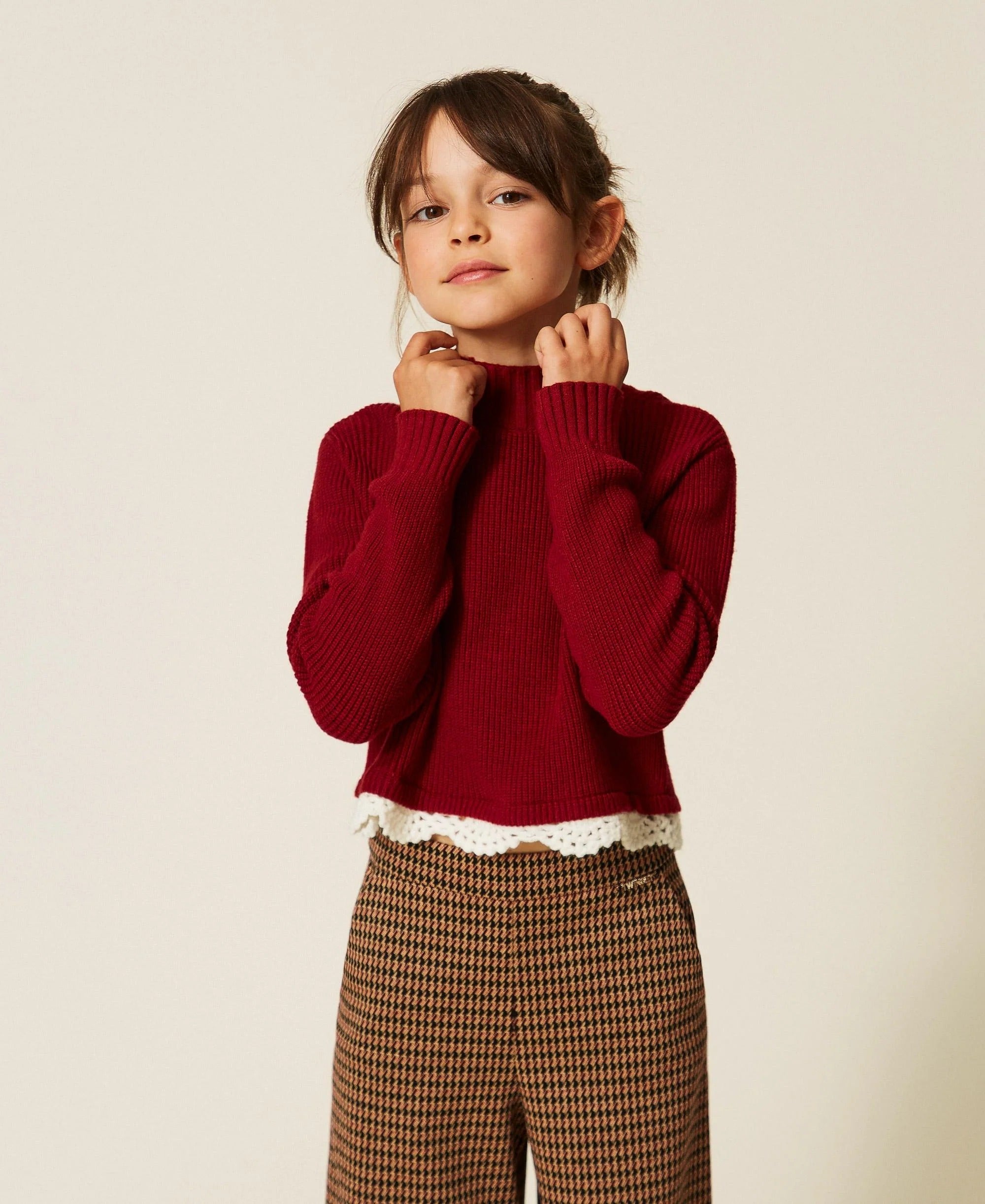 Maglia a lupetto con crochet red ruby 262GJ3080 13783 TWINSET 