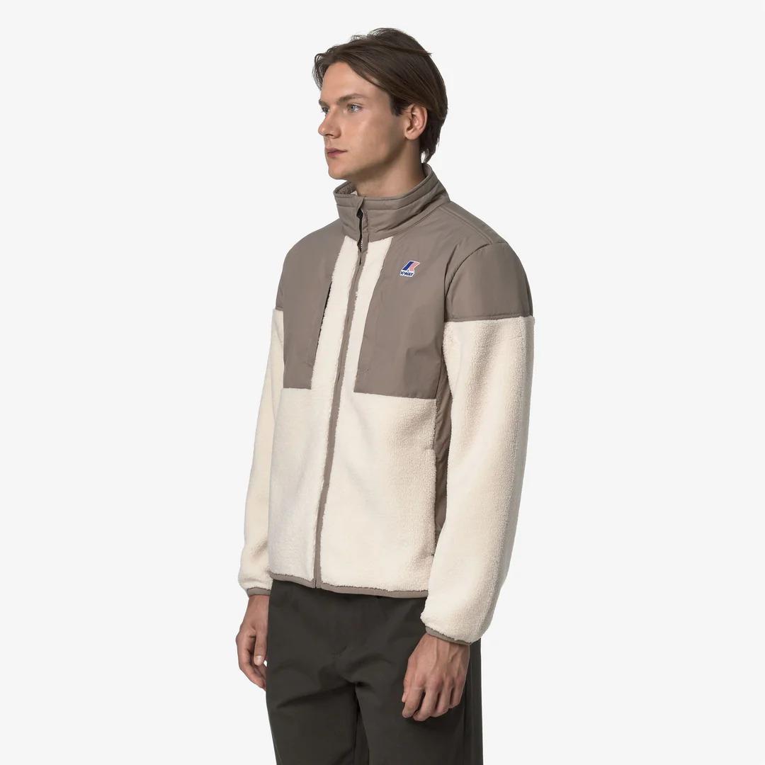 K-WAY UNISEX SIXTE 4.0 ORSETTO<BR/>BEIGE TAUPE-ECRU K6133HW A02 K-WAY 