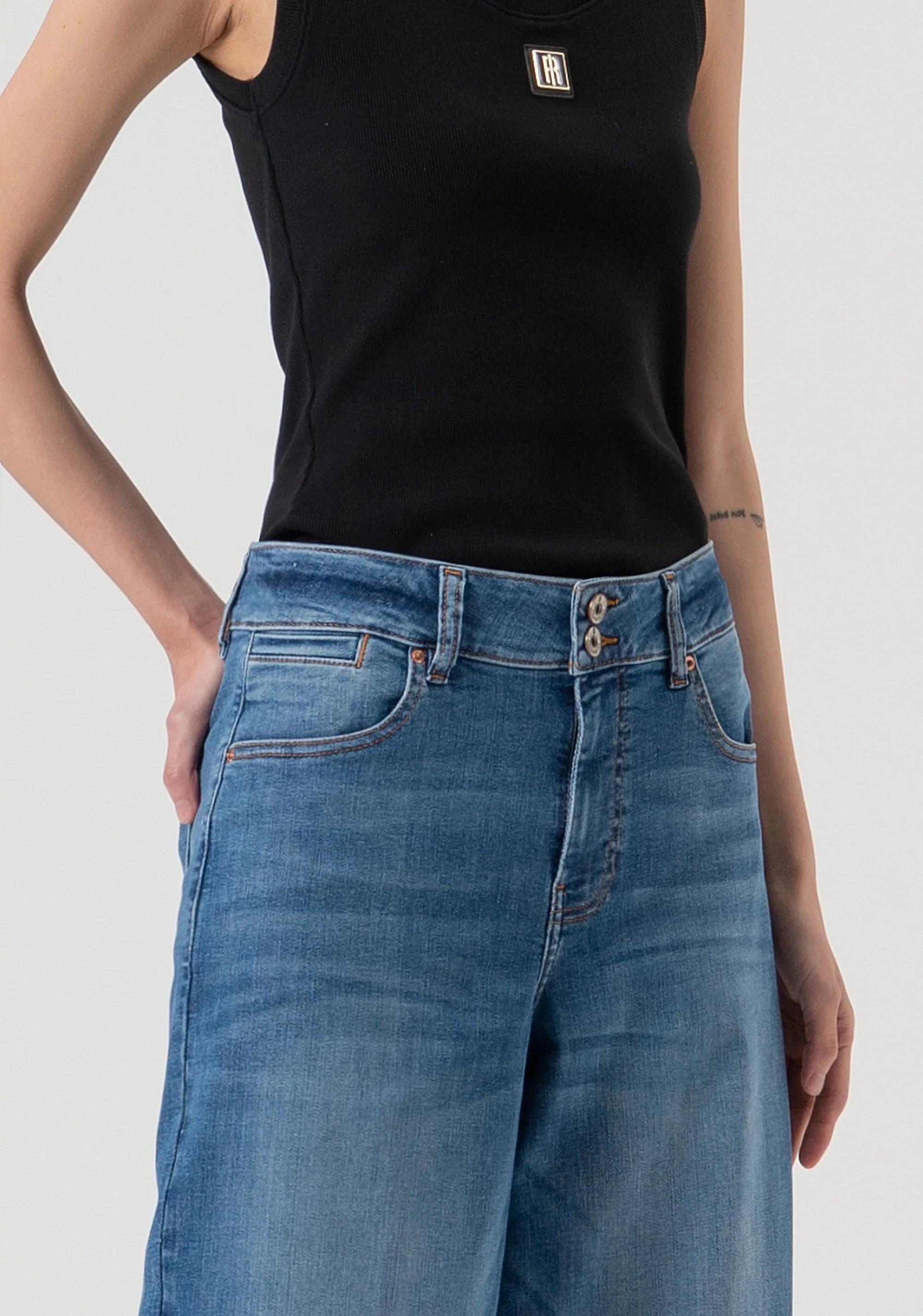Fracomina Jeans cropped in denim stretch con lavaggio medio FP25WVB004D46093 39 FRACOMINA 