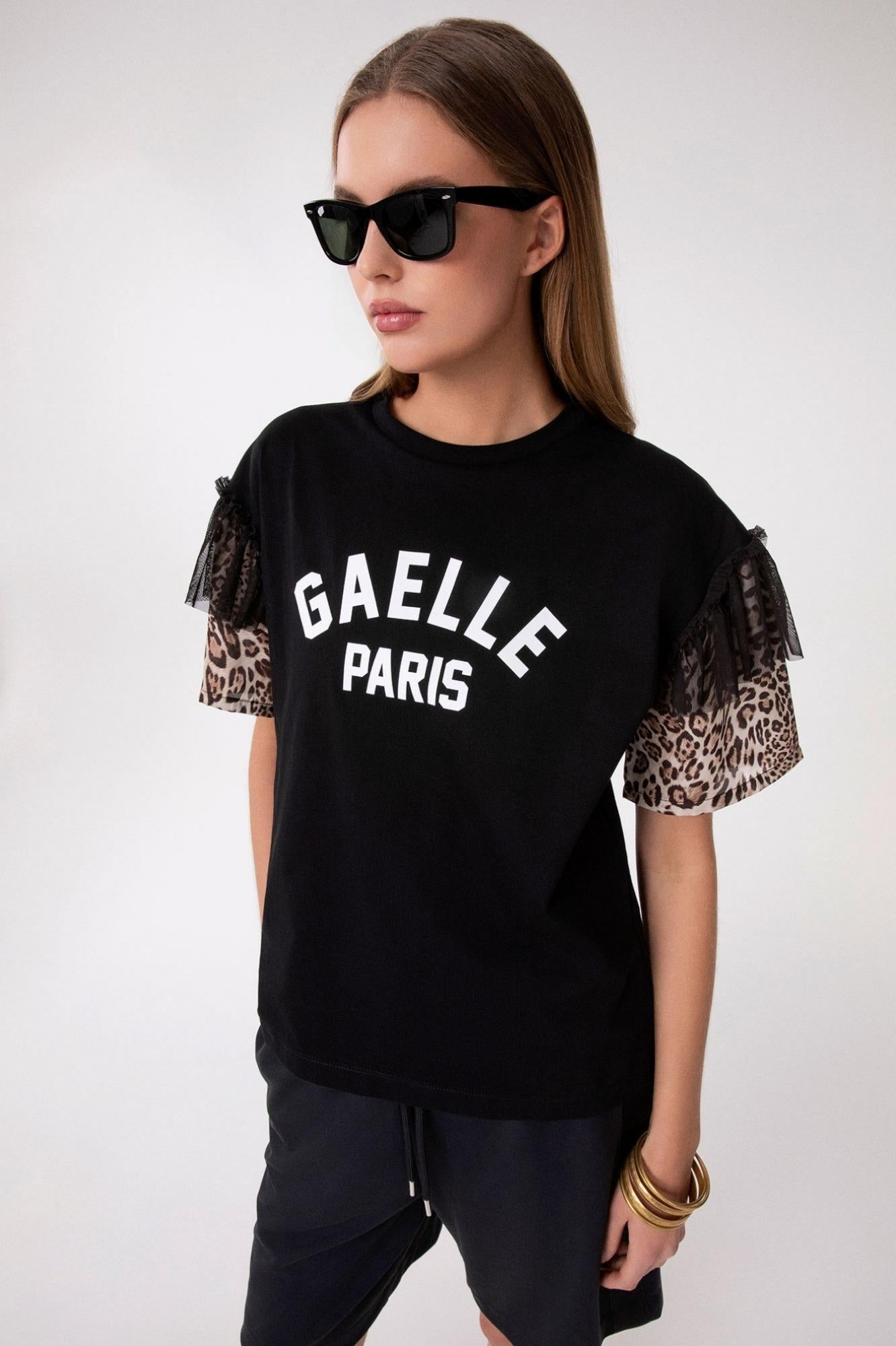 T-Shirt Paricollo Mezza Manica Con Dettaglio Manica In Raso  Nero - Gaëlle Paris GAABW09297-PTTS0043 NE01 GAELLE 