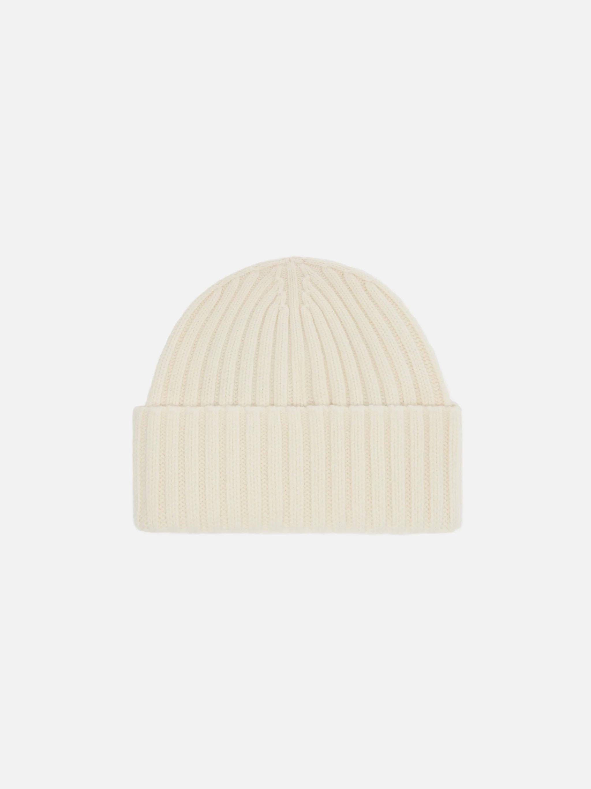 Berretto Wengen in bianco con ricamo St. Barth sul risvolto WENG027 00040I MC2 SAINT BARTH 