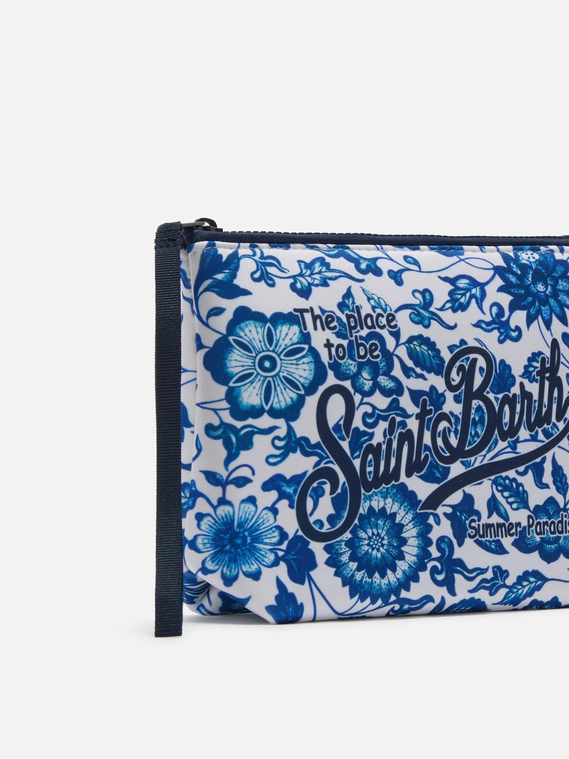 Pochette Aline in scuba con stampa maiolica fiorata blu ALIN001 00777L MC2 SAINT BARTH 
