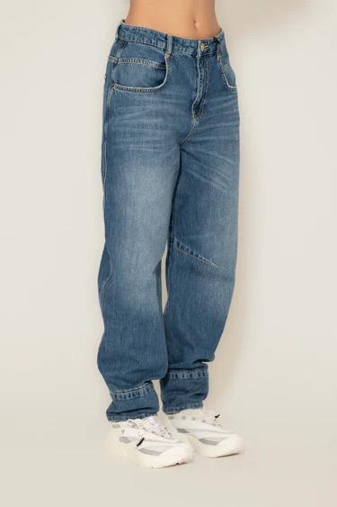 Jeans Gaelle Paris in denim balloon twist leg con placchetta logata GAABW09520-MTFI0002 BL01 GAELLE 