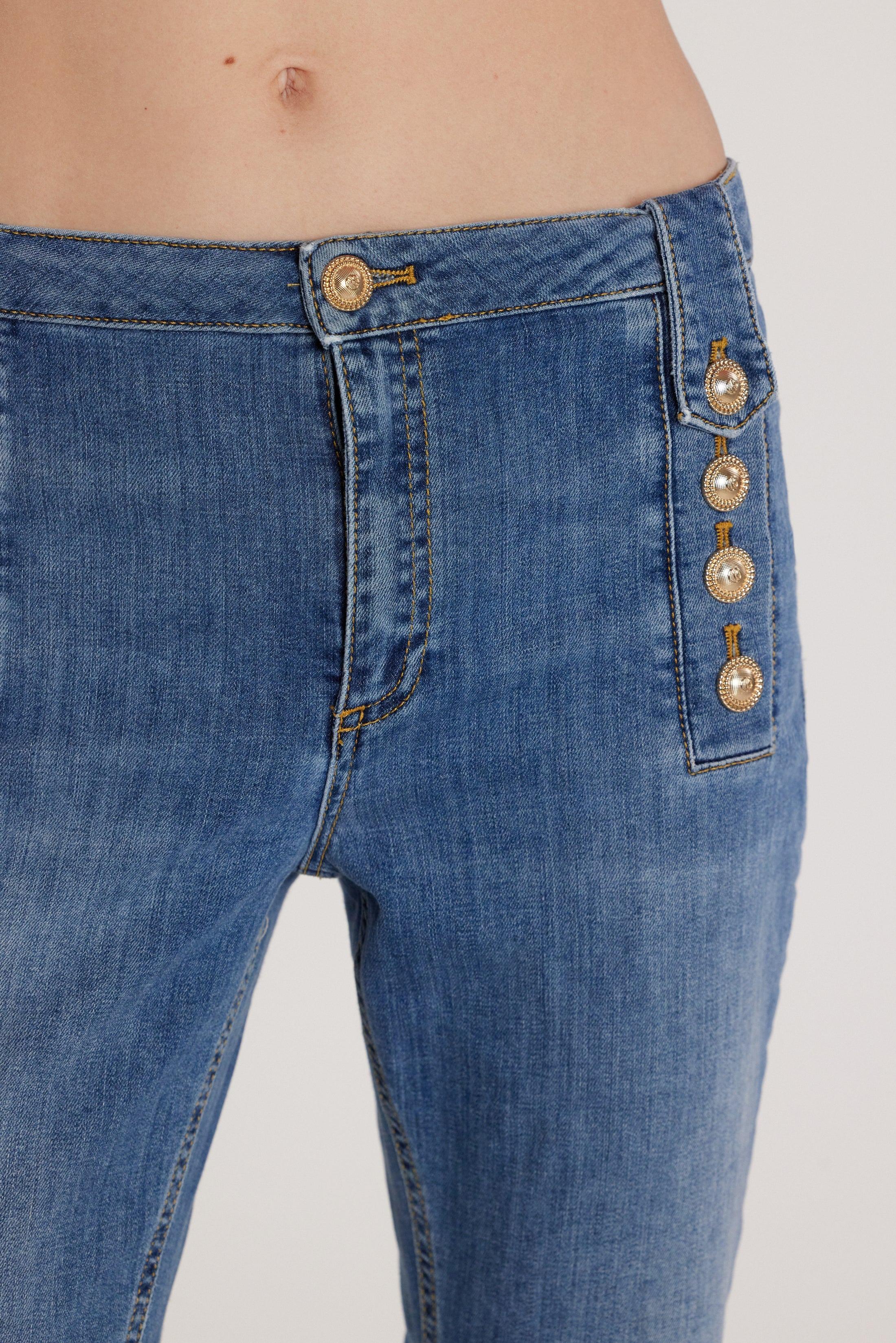 RELISH Pantalone PALENCIA_CROP vita alta con passanti a punta più dettagli bottoni denim RDP26070016036 1799 RELISH 