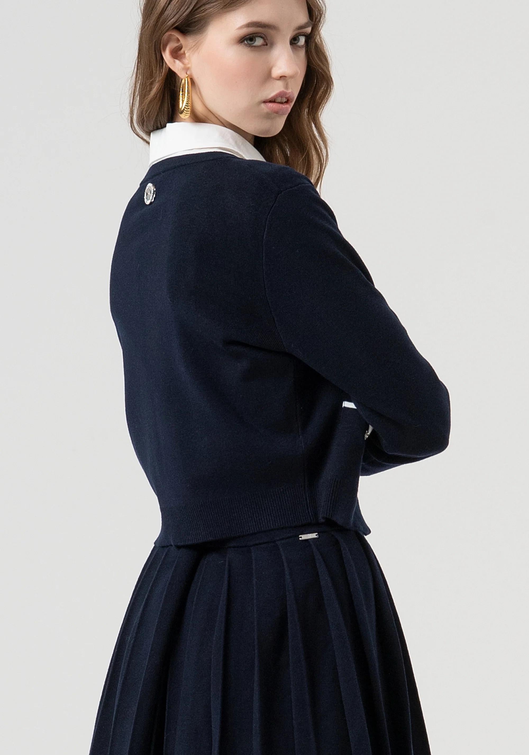 Fracomina Cardigan regular con bottoni gioiello per apertura dark blue cream FR25WT8023K45601 968 FRACOMINA 