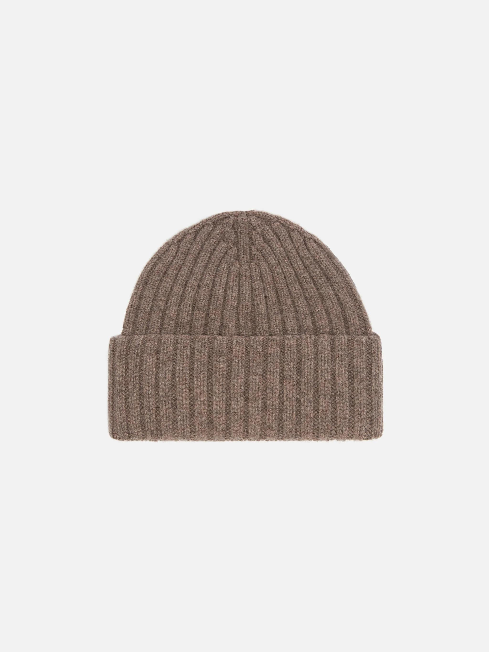 Berretto Wengen in lana kaki con ricamo St. Barth sul risvolto WENG027 00022I MC2 SAINT BARTH 