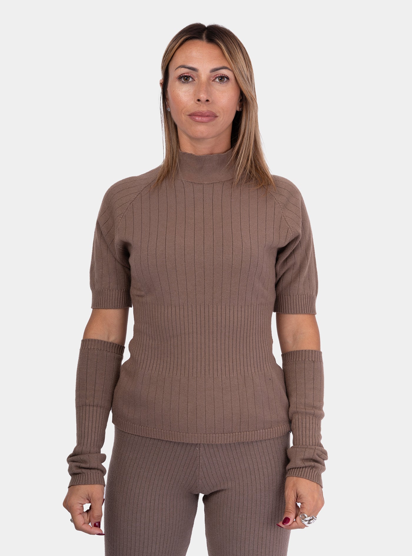 immagine-1-hinnominate-maglia-lupetto-in-costina-beige-maglia-hmabw01197-mttm0001-be09