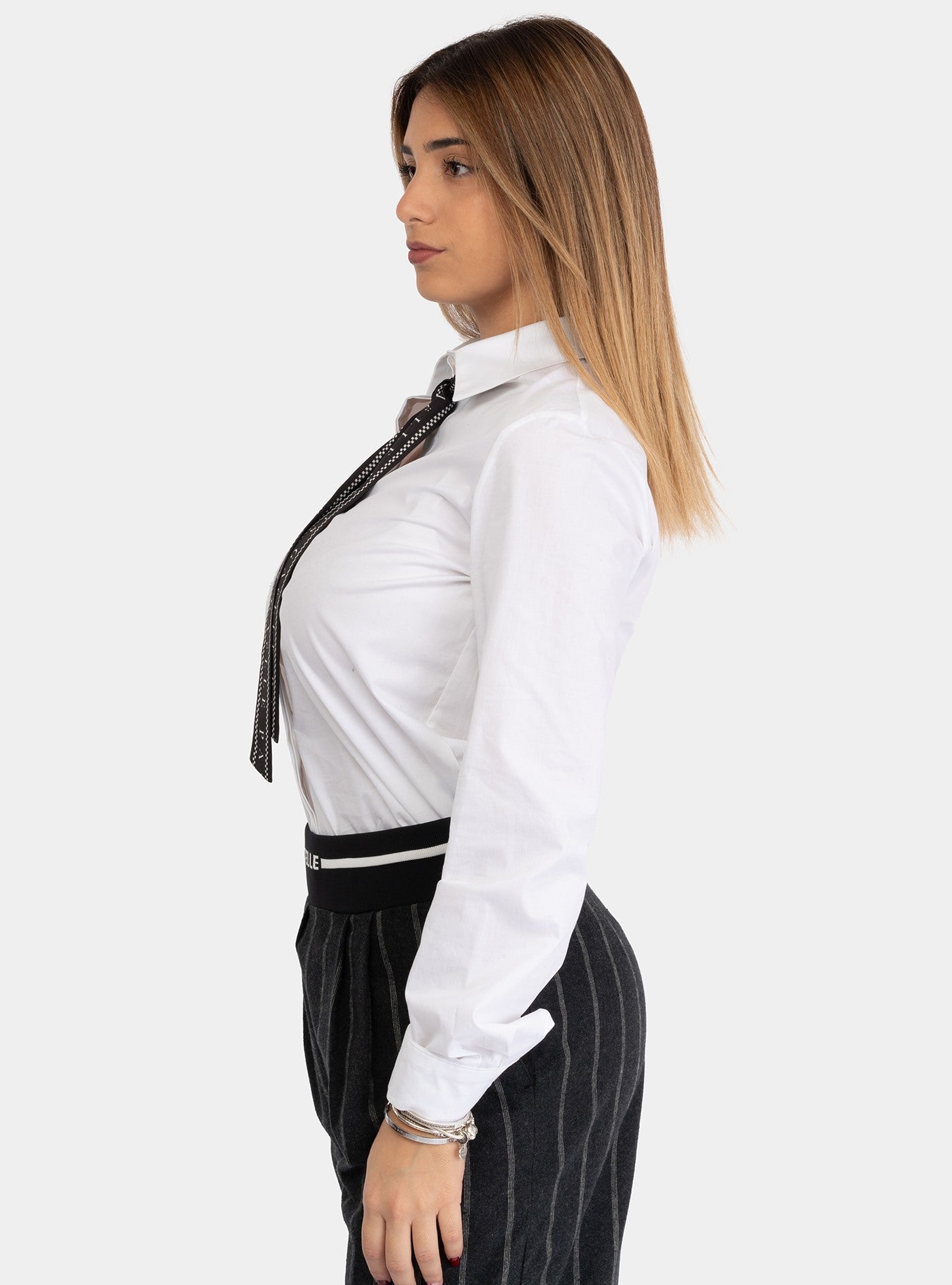 immagine-2-gaelle-camicia-in-popeline-bianca-camicia-gaabw00845-pttl0006-bi01