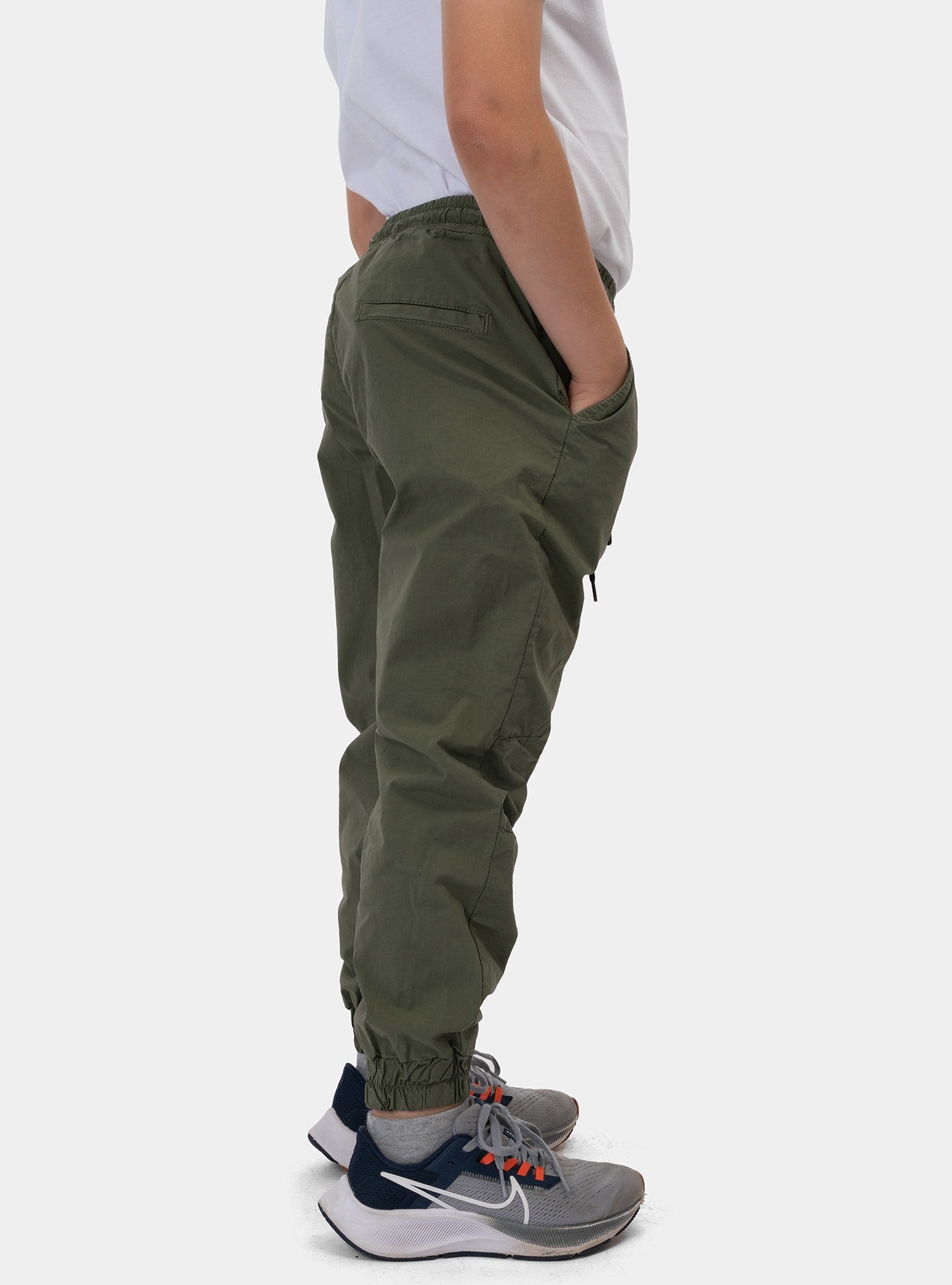 immagine-2-iceberg-pantalone-verde-militare-pantaloni-ptice4105j-verde-militare