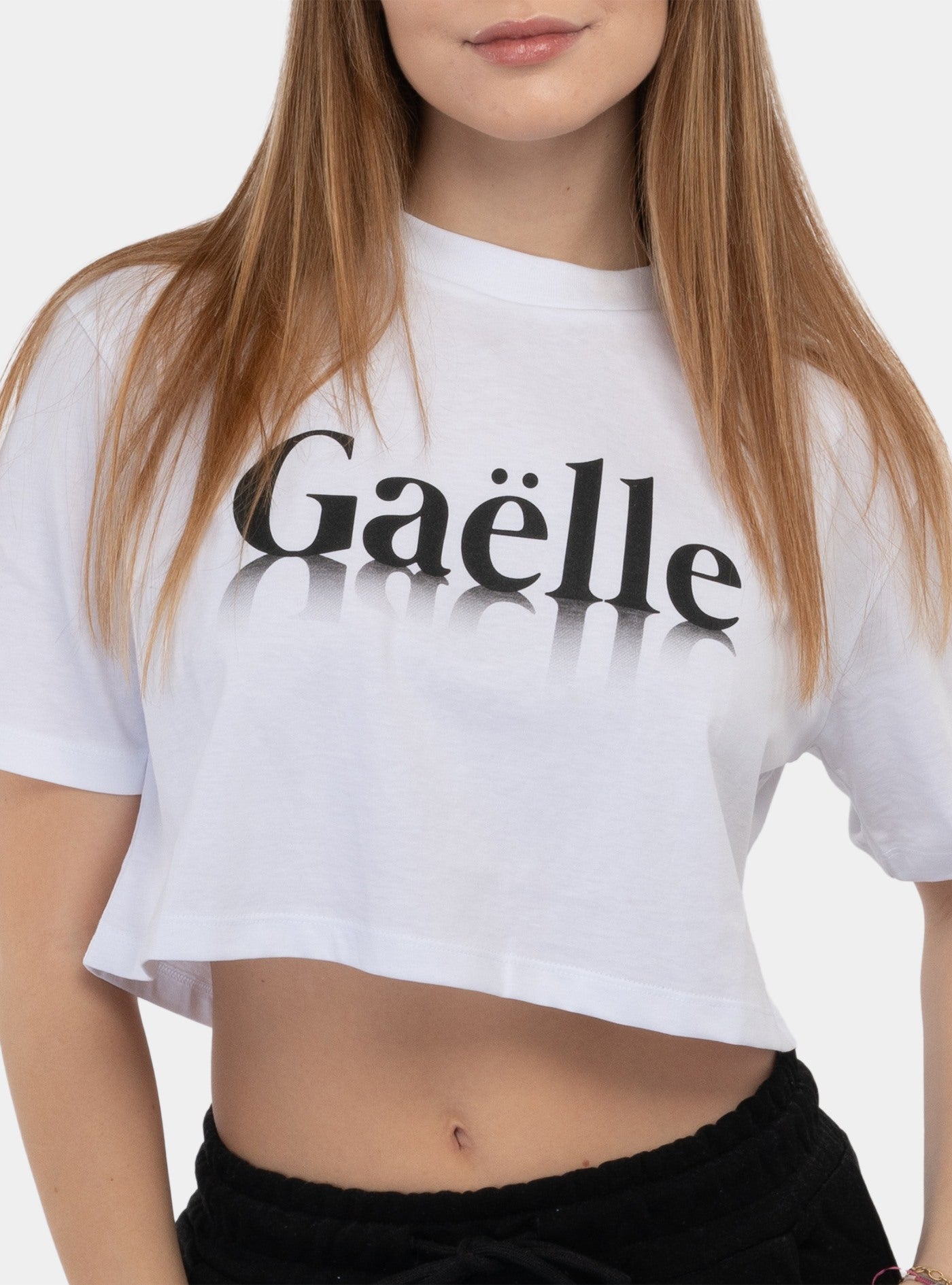 immagine-4-gaelle-t-shirt-bianca-t-shirt-gaabw00376-ptts0043-bi01